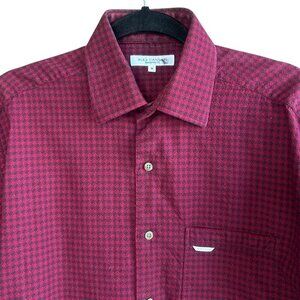 Alex Cannon Vintage Red and Black Woven 100% Heavy Cotton Size Medium